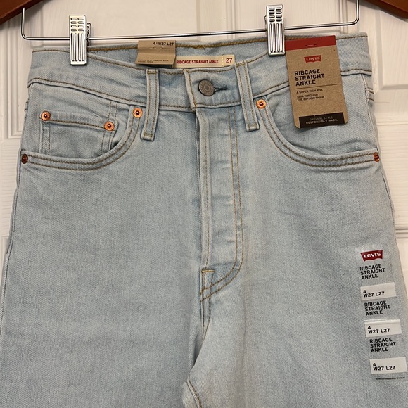 Levi’s Ribcage straight ankle jeans - Picture 5 of 9